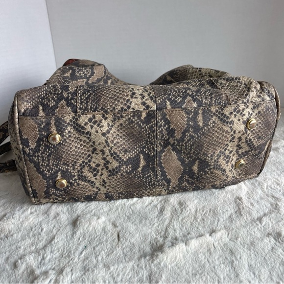 B Makowsky Satchel Shoulder Crossbody Handbag Leather Gray Beige gold Snake Y2K - Picture 13 of 16